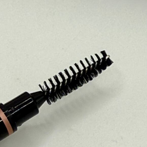 Anastasia Beverly Hills Brow Wiz Eyebrow Pencil Dark Brown 0.085g (0.003oz) - Picture 7 of 8